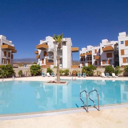 El Medano Beachfront Triplex Penthouse With Pool, Rooftop, Sea View Экстерьер фото
